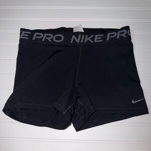 Nike Pro shorts large